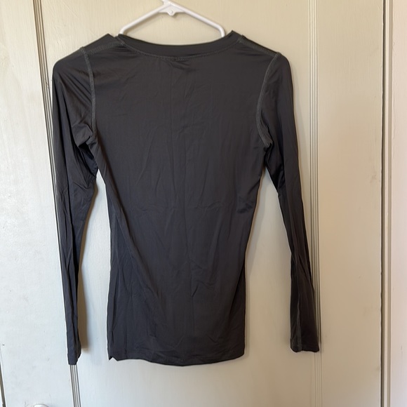 Tommie Copper Small compression top - Picture 2 of 4